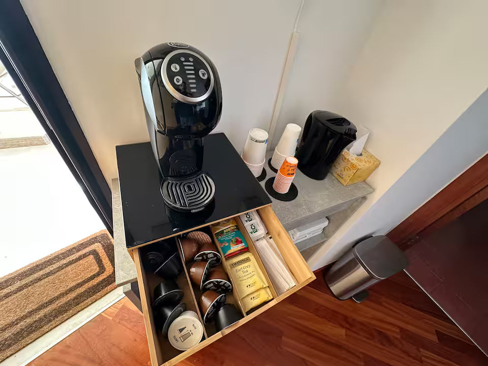 Del Console Apartment