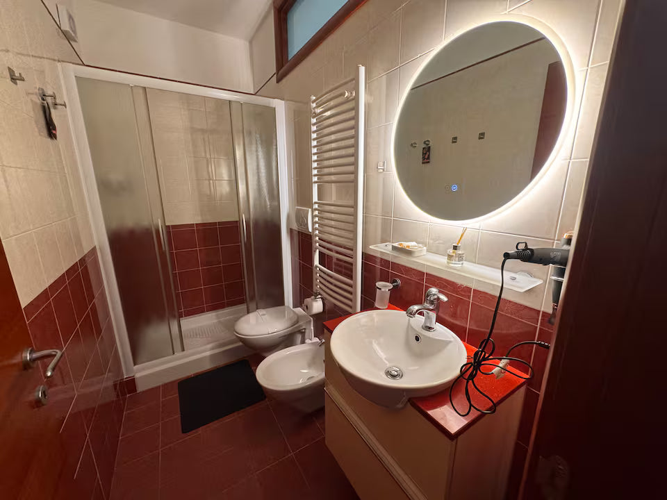 Del Console Apartment